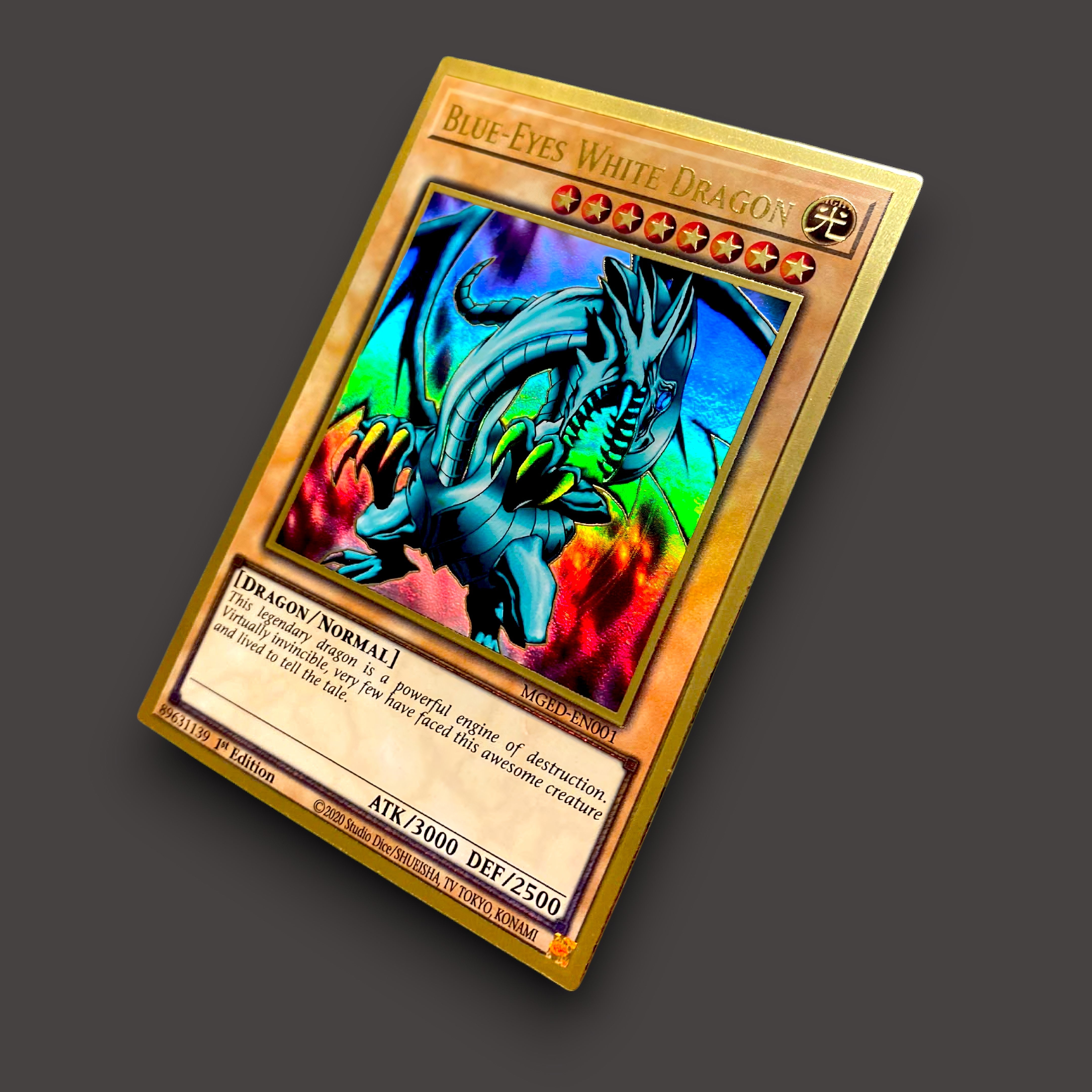 Blue-Eyes White Dragon Gold Rare alternate artwork Yu-Gi-Oh! card