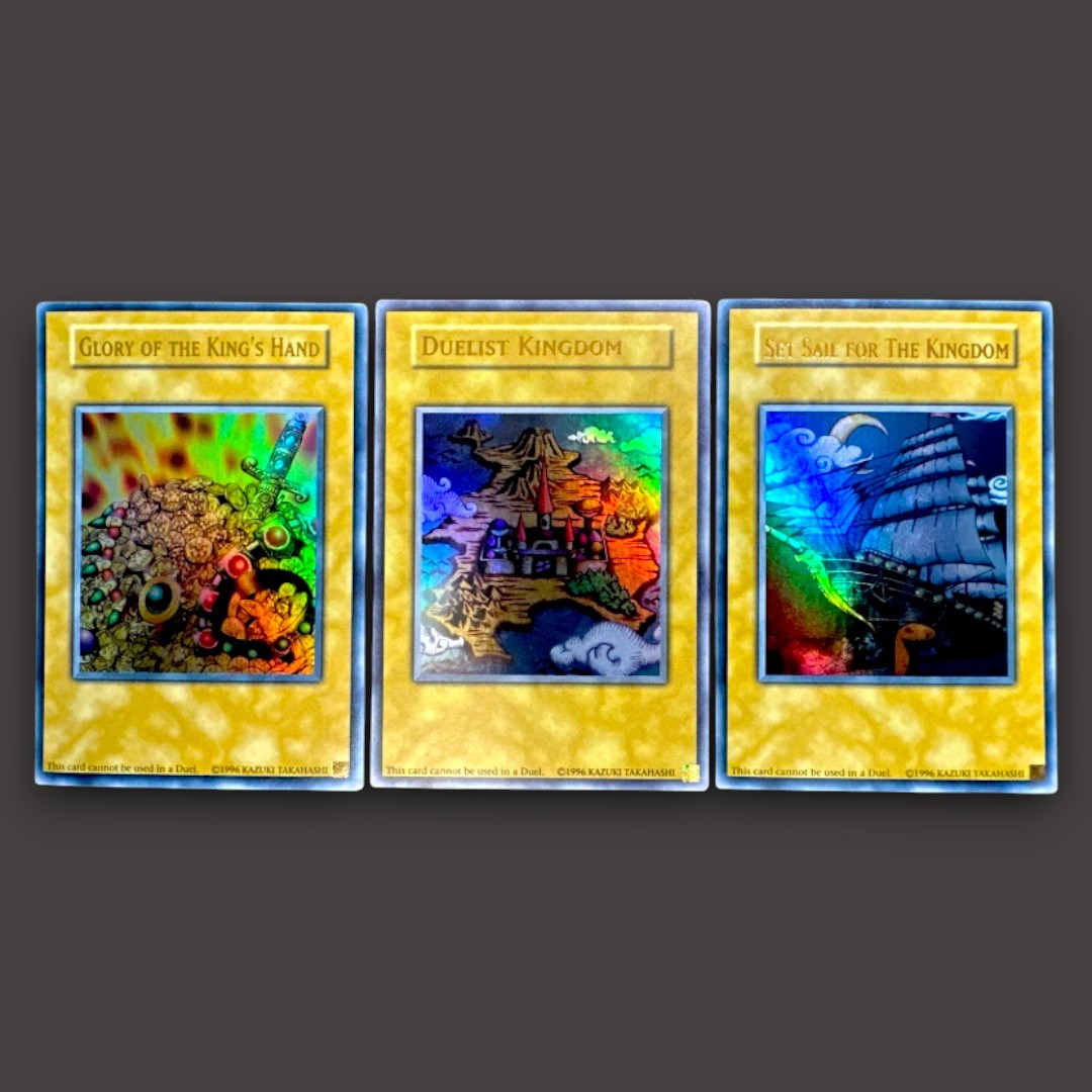 Lot Of Holographic Duelist Kingdom Cards Yu-Gi-Oh! card bundle